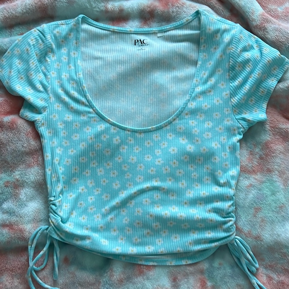 PacSun Light Blue Floral Scoop Neck Top